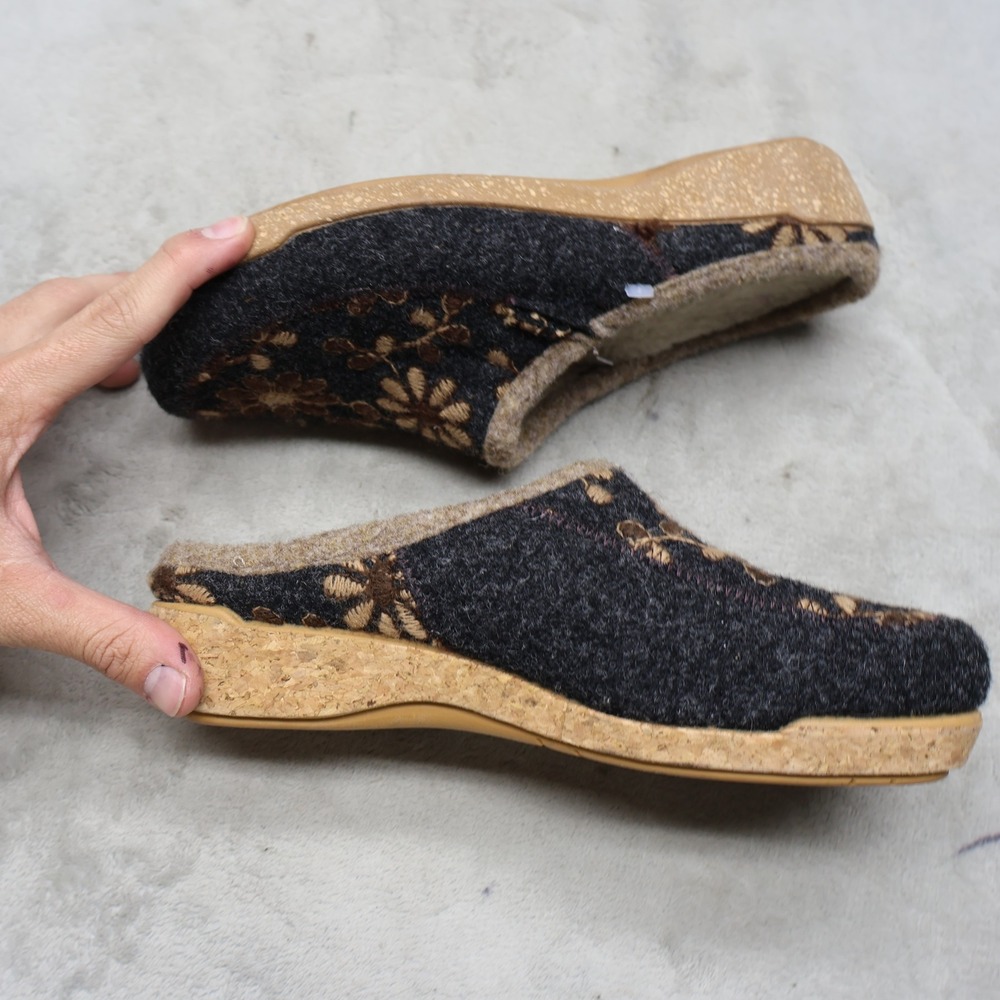Taos Womens 6.5 EU37 Clogs Blue Woolderness 2 Embroidered Cork Wedge Bohemian - Picture 3 of 10